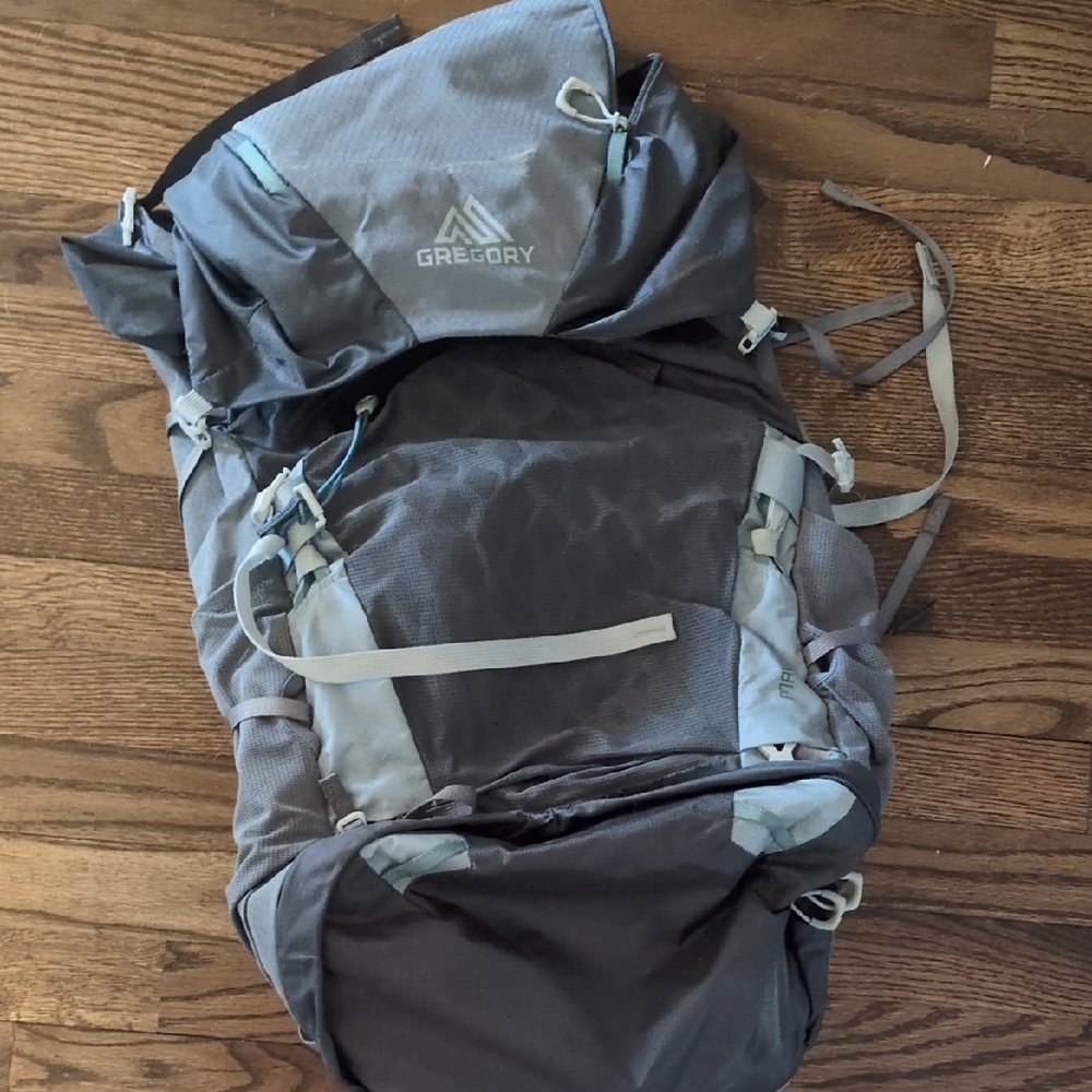 Gregory Gray Outdoor Backpack Durable Water-Resistant